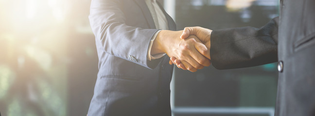 Are Handshake Agreements Binding? | Boca Law