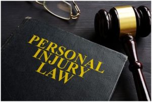 Read more about the article How to Hire An Experienced Personal Injury Attorney